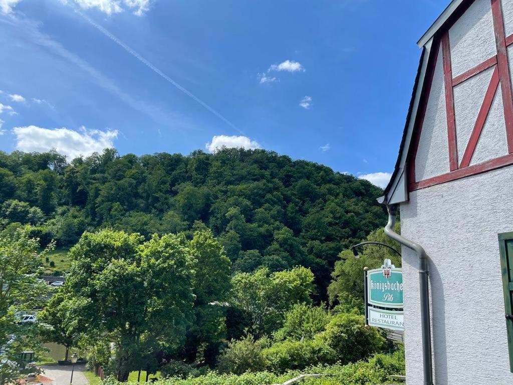Hotel Und Restaurant "Balduin" Balduinstein Kültér fotó